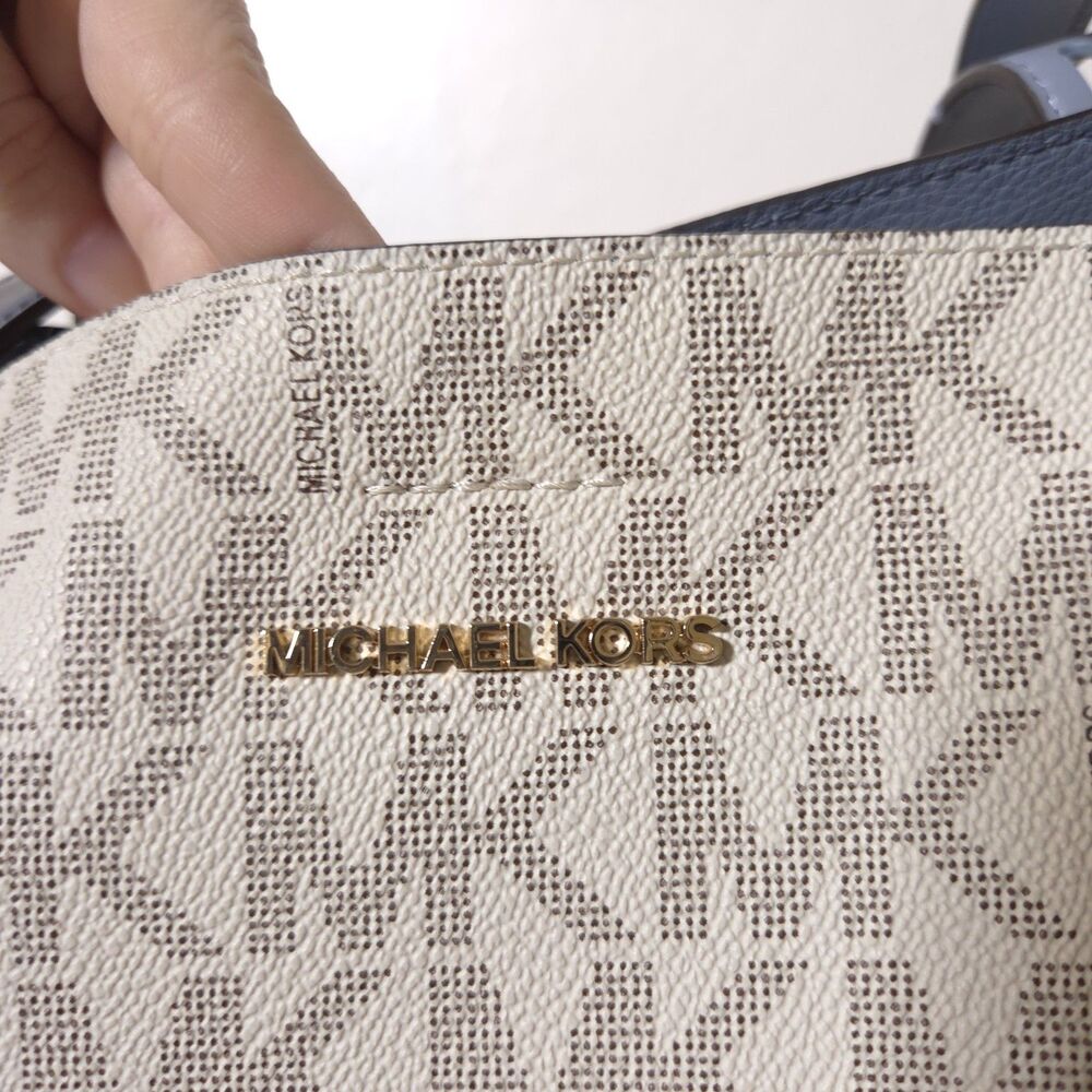 Michael Kors Signature MK Logo Tote Cream/Light Blue Leather Shoulder Bag Walsh - Picture 5 of 13
